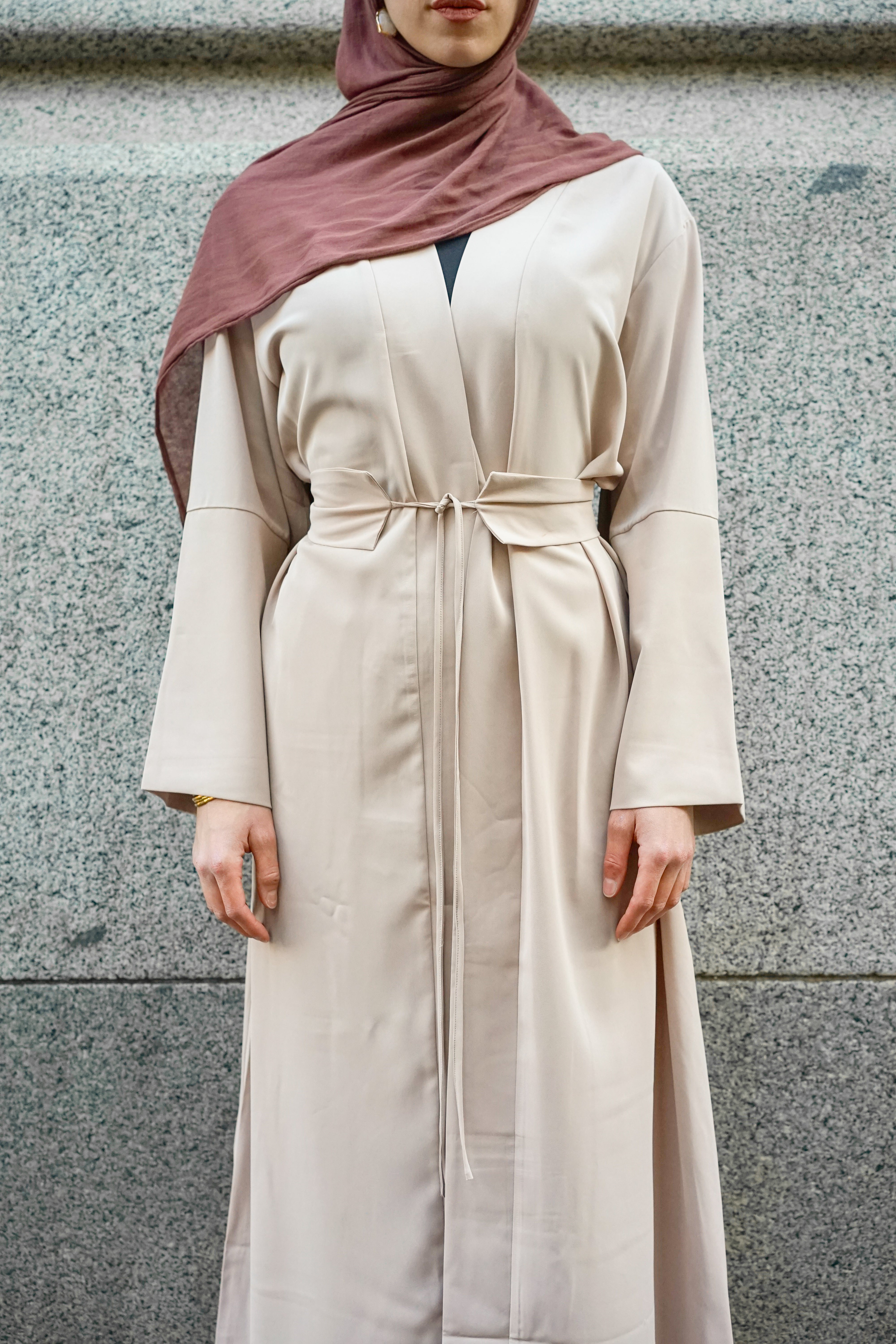 The Abaya: A Timeless Wardrobe Staple