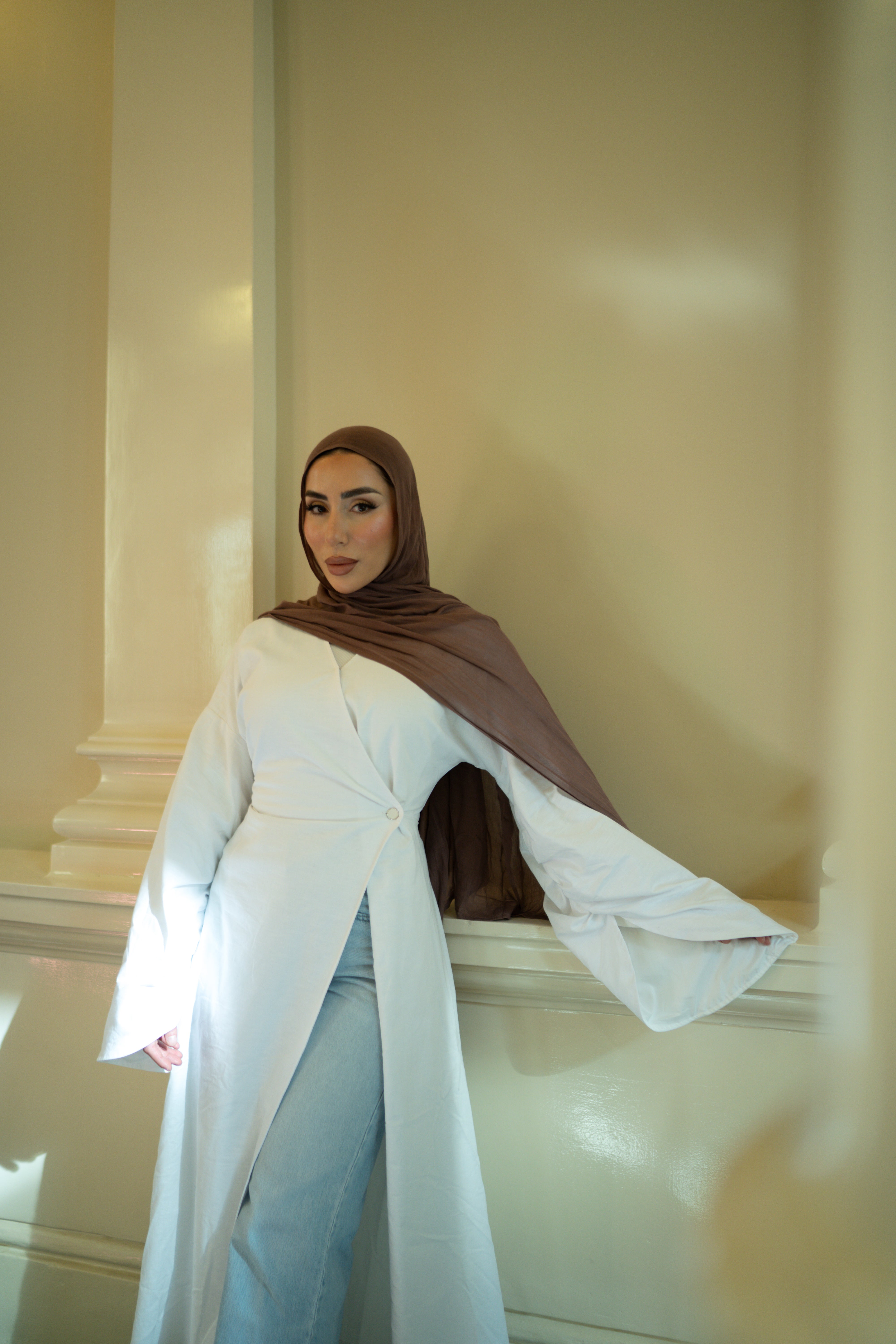 The Essence of Everyday Elegance → Focus: Styling modest fashion for daily grace