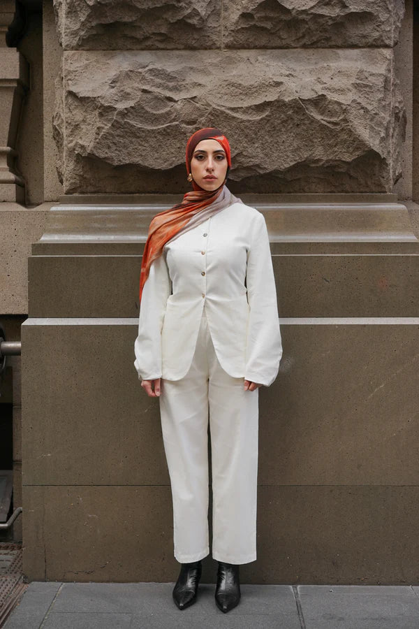 The Art of Layering: A Year‑Round Guide for Modest Dressing
