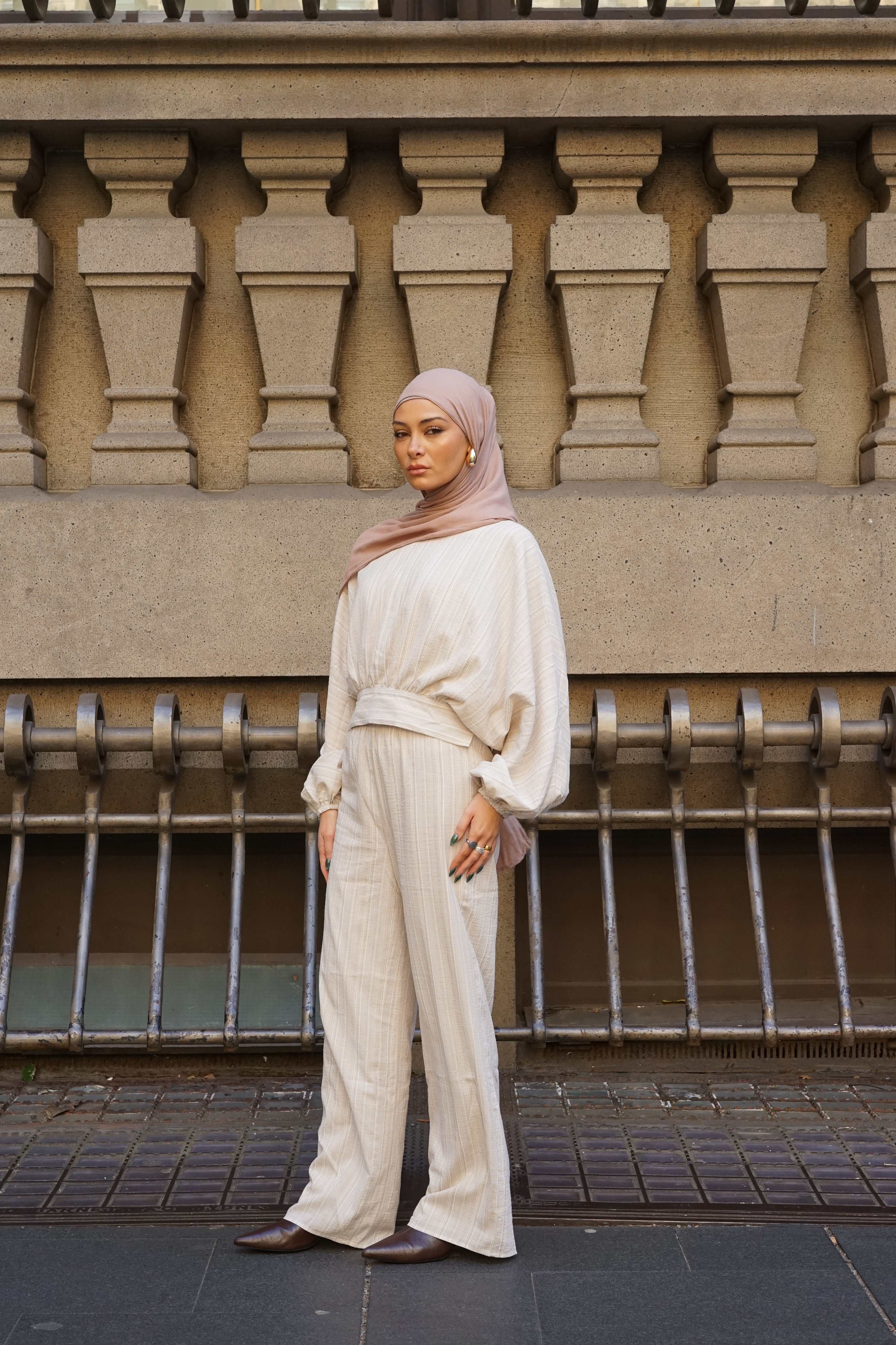 Lina Textured Hem Set - Neutral