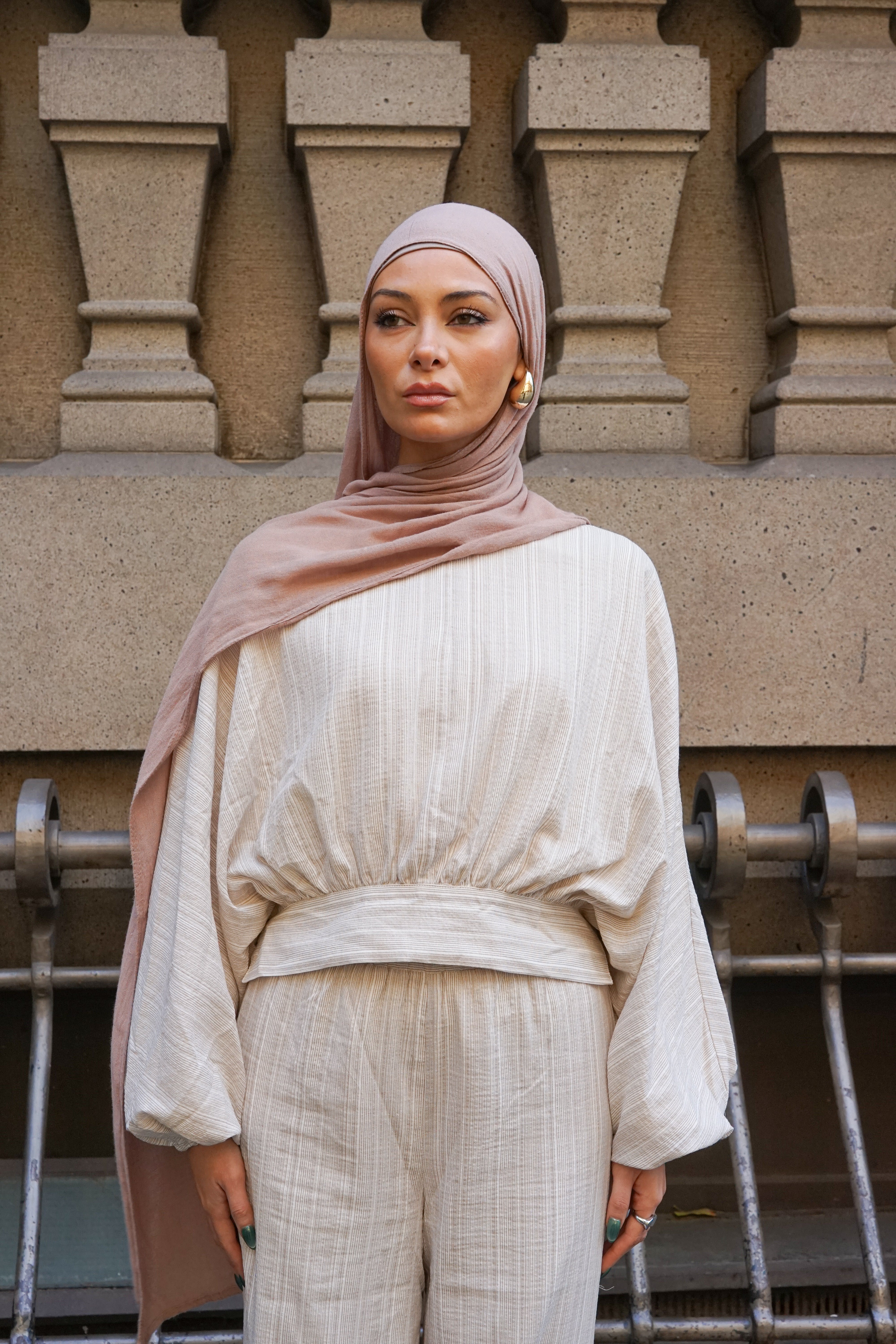 Lina Textured Hem Set - Neutral